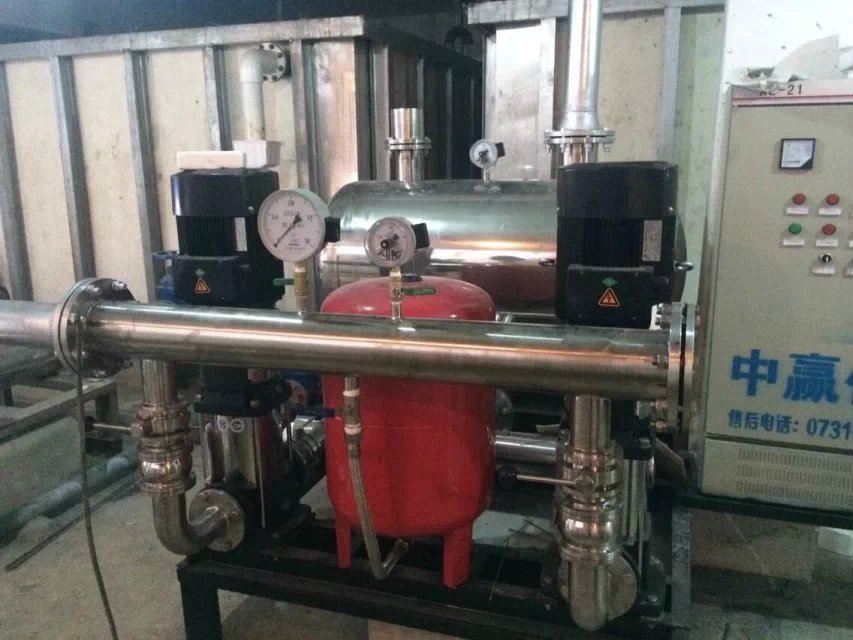 江西雄鷹房地產開發(fā)有限公司采購5.5KW、7.5KW兩用一備無負壓供水設備兩套